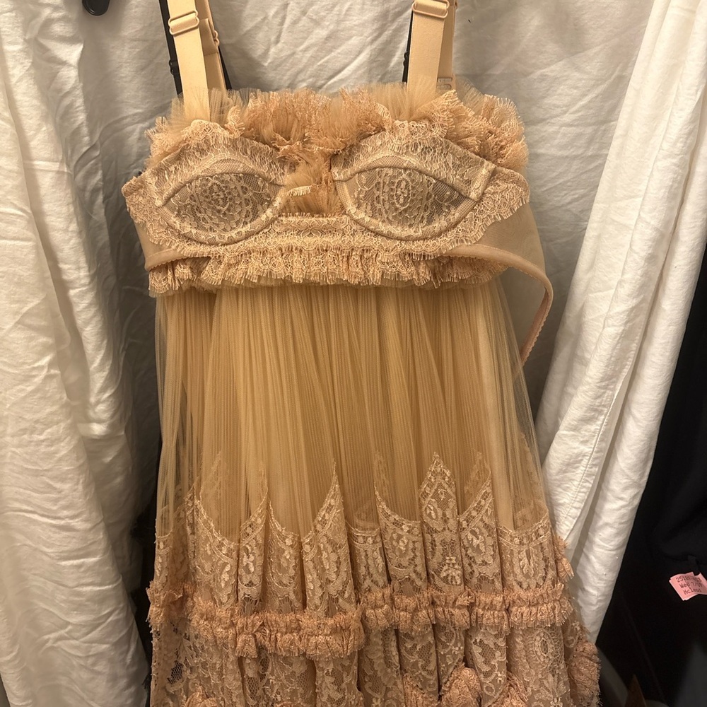 Burberry Nude Beige Tulle Corset Lace Mini Dress – Made in Italy – Size US4 RARE